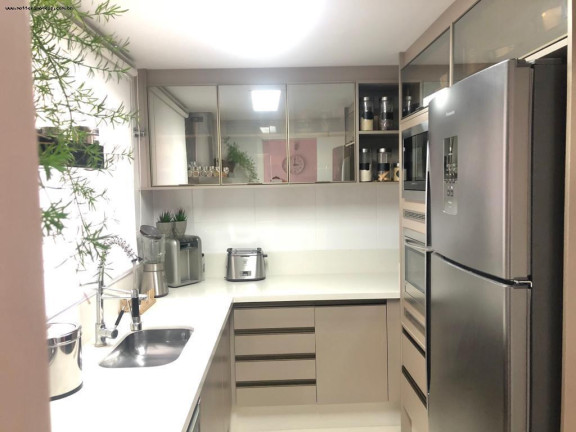 Imagem Casa com 3 Quartos à Venda, 140 m² em Santa Felicidade - Curitiba