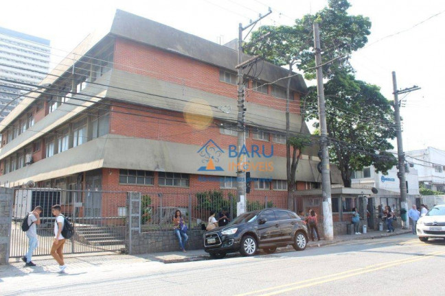 Galpão à Venda ou Locação, 2.737 m² em Barra Funda - São Paulo
