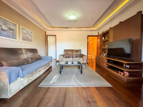 Imagem Casa com 4 Quartos à Venda, 128 m² em Granja Guarani - Teresópolis