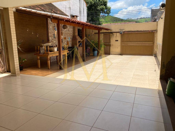 Imagem Casa com 3 Quartos à Venda,  em Caladinho - Coronel Fabriciano
