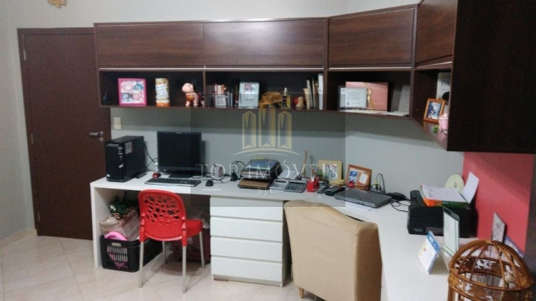Imagem Casa com 4 Quartos para Alugar, 1.338 m² em Jardim Das Flores - Santa Branca Imagem Casa com 4 Quartos para Alugar, 1.338 m² em Jardim Das Flores - Santa Branca
