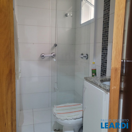 Imagem Apartamento com 2 Quartos à Venda, 42 m² em Vila Scarpelli - Santo André