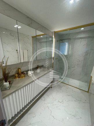 Imagem Apartamento com 4 Quartos à Venda, 234 m² em Centro - Balneário Camboriú Imagem Apartamento com 4 Quartos à Venda, 234 m² em Centro - Balneário Camboriú