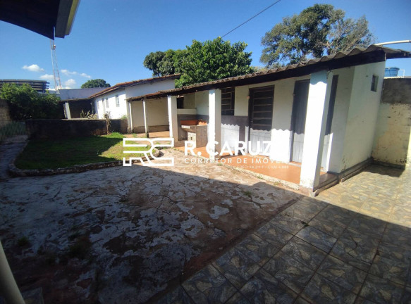 Imagem Casa com 3 Quartos à Venda, 235 m² em Centro - Conchal Imagem Casa com 3 Quartos à Venda, 235 m² em Centro - Conchal