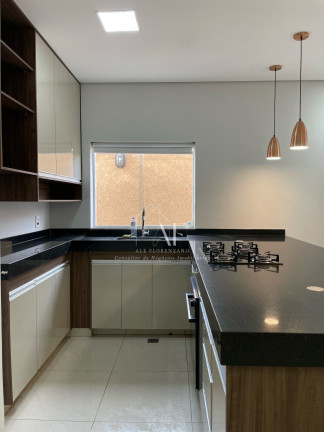 Imagem Casa com 3 Quartos à Venda, 150 m² em Vila Mota - Bragança Paulista