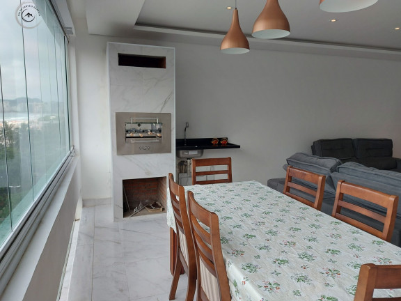 Imagem Apartamento com 4 Quartos à Venda, 140 m² em Pitangueiras - Guarujá