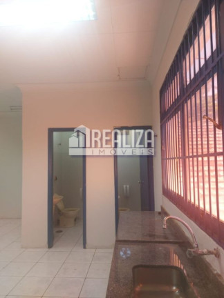 Imagem Galpão para Alugar, 140 m² em São Benedito - Uberaba Imagem Galpão para Alugar, 140 m² em São Benedito - Uberaba