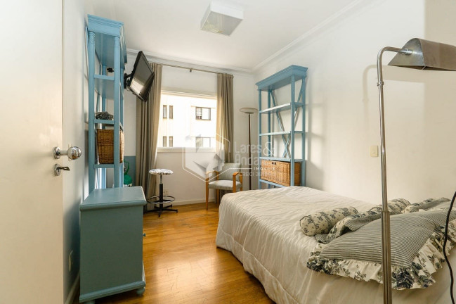 Imagem Apartamento com 3 Quartos à Venda, 210 m² em Moema - São Paulo