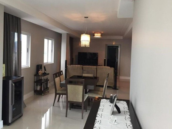 Imagem Apartamento com 3 Quartos à Venda, 136 m² em Centro - Balneário Camboriú