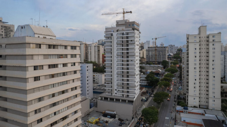 Imóvel com 2 Quartos à Venda,  em Vila Pompéia - São Paulo