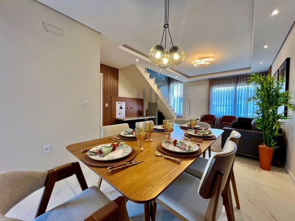 Casa de Condomínio com 3 Quartos à Venda, 153 m² em Camobi - Santa Maria