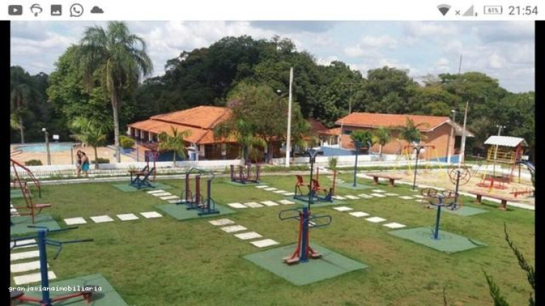 Imagem Casa à Venda, em Clube Dos Oficias - Ibiúna Imagem Casa à Venda, em Clube Dos Oficias - Ibiúna
