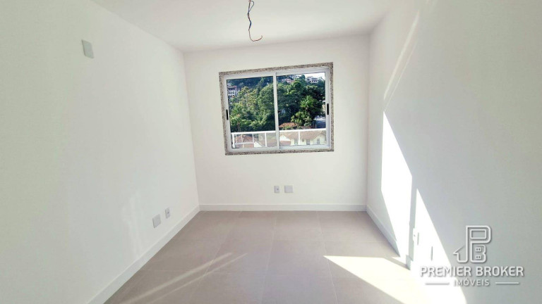 Imagem Cobertura com 3 Quartos à Venda, 190 m² em Agriões - Teresópolis