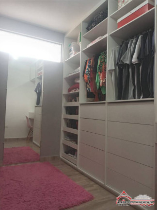 Imagem Casa com 3 Quartos à Venda, em Residencial Santa Paula - Jacareí Imagem Casa com 3 Quartos à Venda, em Residencial Santa Paula - Jacareí