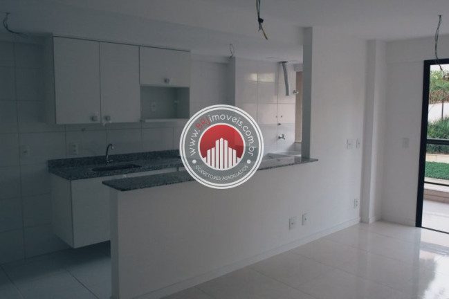 Imagem Apartamento com 2 Quartos à Venda, 121 m² em Anil - Rio De Janeiro Imagem Apartamento com 2 Quartos à Venda, 121 m² em Anil - Rio De Janeiro