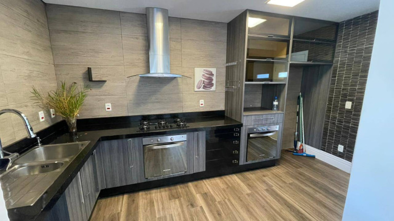 Imagem Casa com 3 Quartos para Alugar, 473 m² em São Paulo