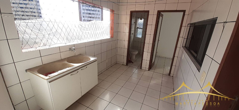 Imagem Apartamento com 4 Quartos à Venda, 198 m² em Lagoa Nova - Natal Imagem Apartamento com 4 Quartos à Venda, 198 m² em Lagoa Nova - Natal