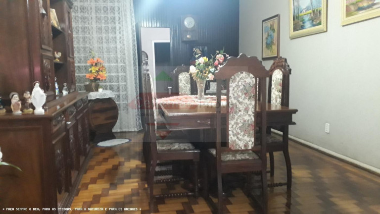 Imagem Casa com 4 Quartos à Venda, 319 m² em Jardim Eulalia - Taubaté