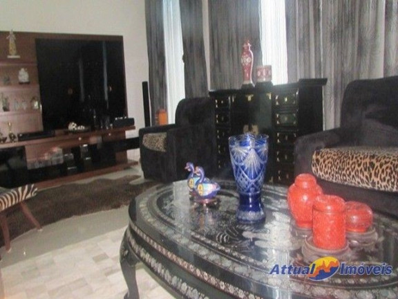 Imagem Casa com 3 Quartos à Venda, 267 m² em Vargem Grande - Teresópolis