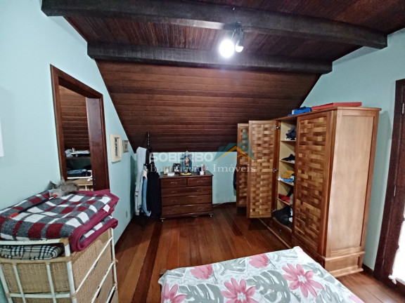 Imagem Casa com 3 Quartos à Venda, 460 m² em Parque Do Ingá - Teresópolis Imagem Casa com 3 Quartos à Venda, 460 m² em Parque Do Ingá - Teresópolis