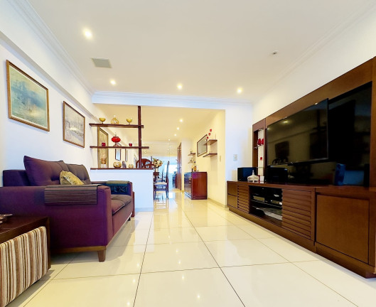 Imagem Imóvel com 4 Quartos à Venda, 243 m² em Icaraí - Niterói Imagem Imóvel com 4 Quartos à Venda, 243 m² em Icaraí - Niterói