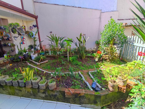 Imagem Casa com 4 Quartos à Venda, 235 m² em Portão - Curitiba
