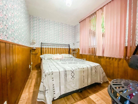 Imagem Casa com 5 Quartos à Venda, 240 m² em Araras - Teresópolis Imagem Casa com 5 Quartos à Venda, 240 m² em Araras - Teresópolis