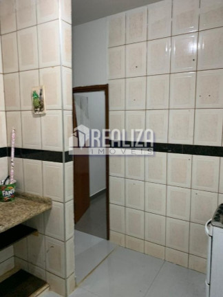 Imagem Casa com 2 Quartos à Venda, 200 m² em Conjunto Manoel Mendes - Uberaba Imagem Casa com 2 Quartos à Venda, 200 m² em Conjunto Manoel Mendes - Uberaba