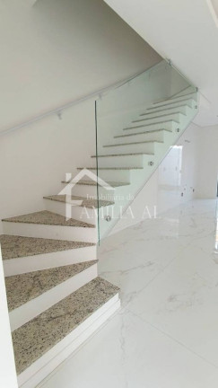 Imagem Casa com 3 Quartos à Venda, 113 m² em Bom Retiro - Joinville Imagem Casa com 3 Quartos à Venda, 113 m² em Bom Retiro - Joinville