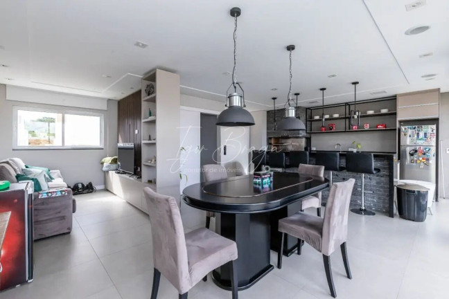 Imagem Sobrado com 3 Quartos à Venda, 240 m² em Atuba - Curitiba Imagem Sobrado com 3 Quartos à Venda, 240 m² em Atuba - Curitiba