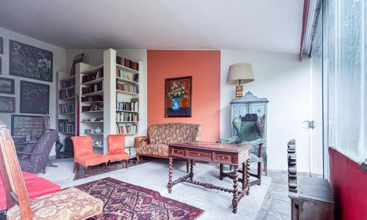 Imagem Casa com 3 Quartos à Venda, 307 m² em Pacaembu - São Paulo