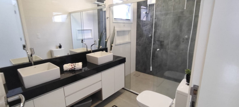 Imagem Casa de Condomínio com 3 Quartos à Venda, 230 m² em Praia Da Mococa - Caraguatatuba Imagem Casa de Condomínio com 3 Quartos à Venda, 230 m² em Praia Da Mococa - Caraguatatuba