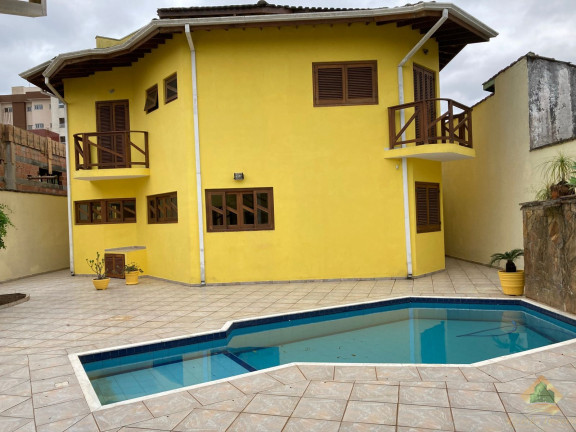 Imagem Casa com 6 Quartos à Venda, 375 m² em Centro - Ubatuba Imagem Casa com 6 Quartos à Venda, 375 m² em Centro - Ubatuba