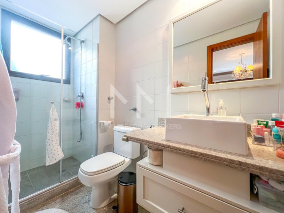 Imagem Apartamento com 3 Quartos à Venda, 168 m² em Rio Branco - Porto Alegre