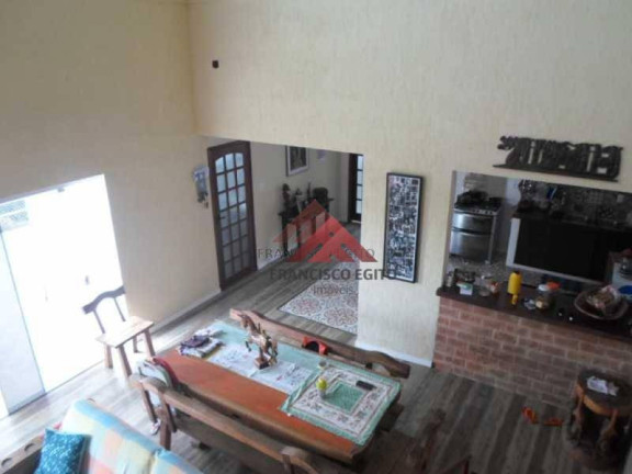 Imagem Casa com 2 Quartos à Venda, 300 m² em Badu - Niterói Imagem Casa com 2 Quartos à Venda, 300 m² em Badu - Niterói