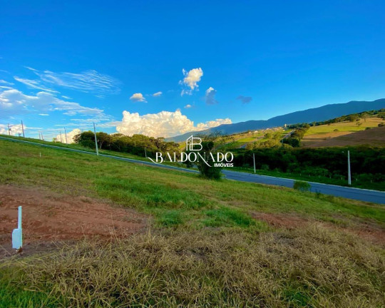 Imagem Terreno à Venda, 200 m² em Centro - Extrema Imagem Terreno à Venda, 200 m² em Centro - Extrema