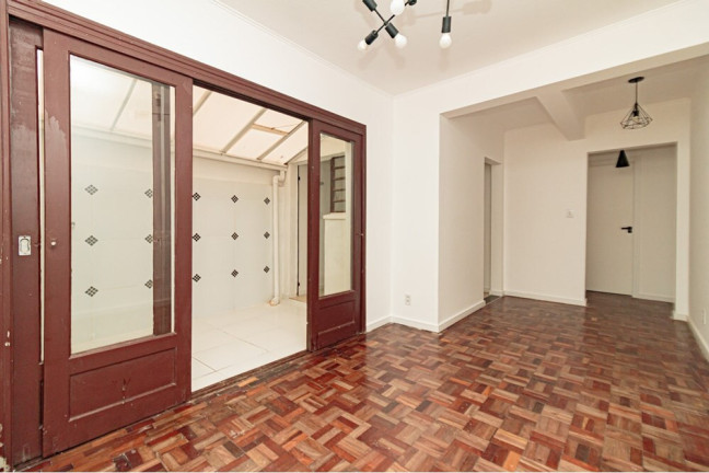 Imagem Apartamento com 1 Quarto à Venda, 61 m² em Navegantes - Porto Alegre Imagem Apartamento com 1 Quarto à Venda, 61 m² em Navegantes - Porto Alegre