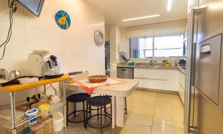 Imagem Apartamento com 4 Quartos à Venda, 242 m² em Jardim Goiás - Goiânia