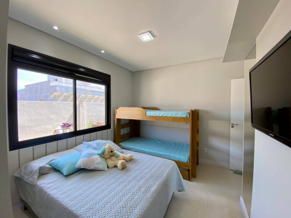 Imagem Casa com 3 Quartos à Venda,  em Xangri-lá