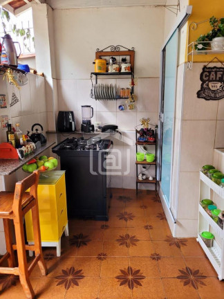 Imagem Casa com 3 Quartos à Venda, 170 m² em Vila Nova - Poços De Caldas