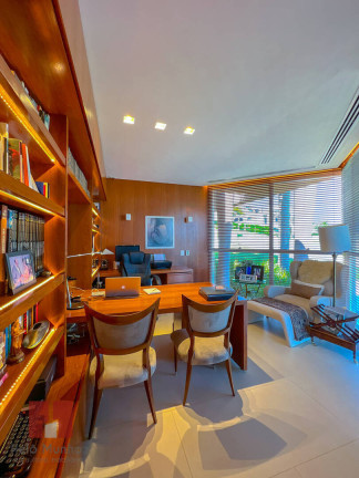 Imagem Casa com 4 Quartos à Venda, 980 m² em Alphaville - Santana De Parnaíba Imagem Casa com 4 Quartos à Venda, 980 m² em Alphaville - Santana De Parnaíba