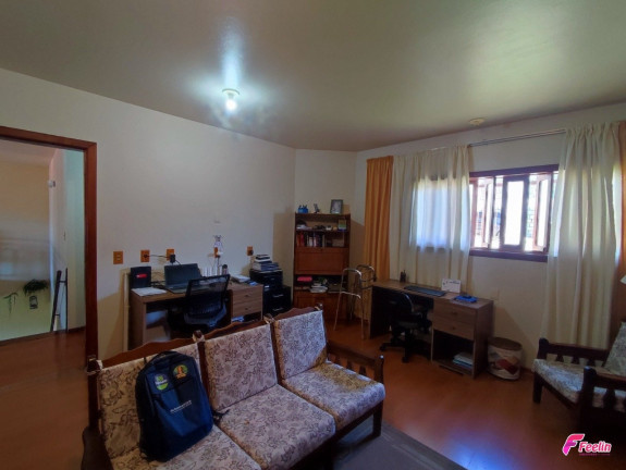Imagem Casa com 4 Quartos à Venda, 213 m² em Pantanal - Florianópolis