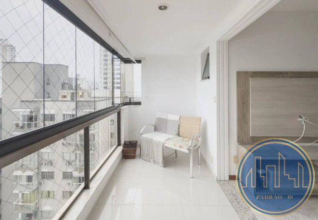 Imagem Apartamento com 3 Quartos à Venda, 126 m² em Centro - Balneário Camboriú Imagem Apartamento com 3 Quartos à Venda, 126 m² em Centro - Balneário Camboriú