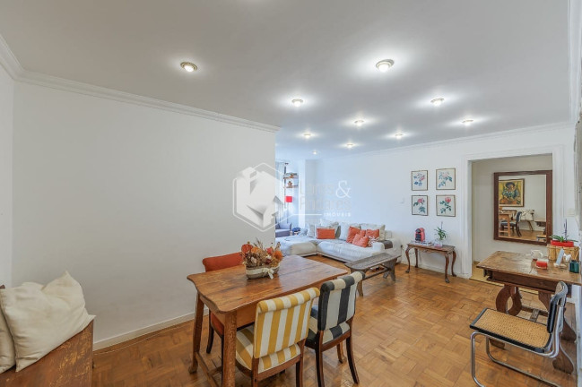 Apartamento com 2 Quartos à Venda, 77 m² em Jardim Paulista - São Paulo