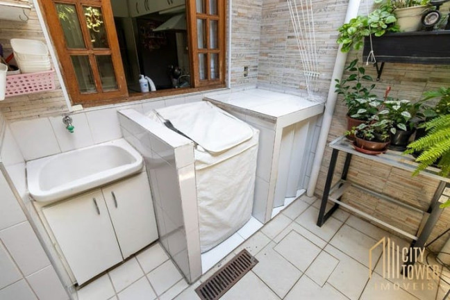 Imagem Casa com 2 Quartos à Venda, 96 m² em Vila Alexandria - São Paulo Imagem Casa com 2 Quartos à Venda, 96 m² em Vila Alexandria - São Paulo