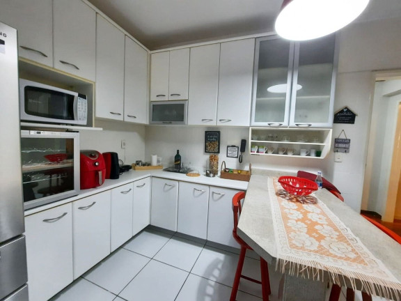 Imagem Imóvel com 3 Quartos à Venda, 131 m² em Alto - Teresópolis Imagem Imóvel com 3 Quartos à Venda, 131 m² em Alto - Teresópolis
