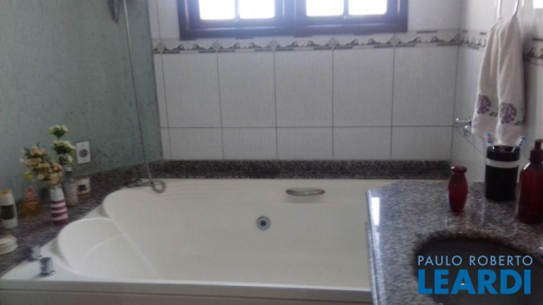 Imagem Sobrado com 4 Quartos à Venda, 186 m² em Vila Floresta - Santo André Imagem Sobrado com 4 Quartos à Venda, 186 m² em Vila Floresta - Santo André