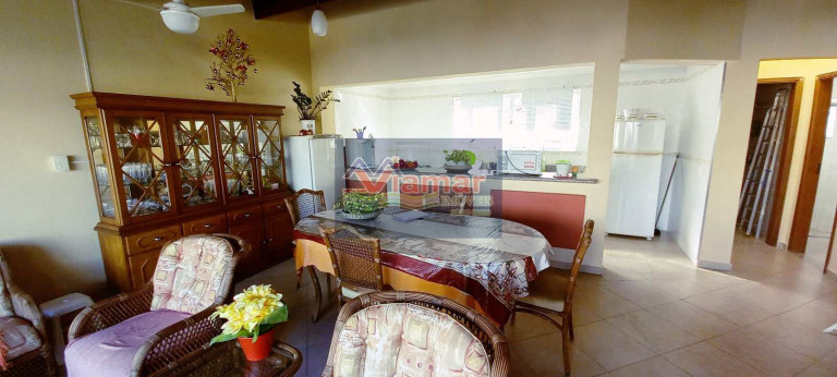 Imagem Apartamento com 3 Quartos à Venda, 180 m² em Enseada - Guarujá