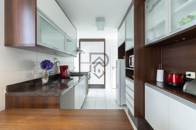 Imagem Apartamento com 4 Quartos à Venda, 143 m² em Moema - São Paulo