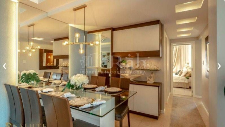 Apartamento com 3 Quartos à Venda, 131 m² em Centro - Balneário Camboriú